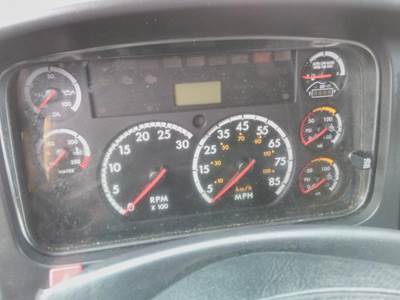 Freightliner M2 106 Instrument Panel Cluster