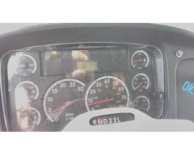 Freightliner M2 106 Instrument Panel Cluster
