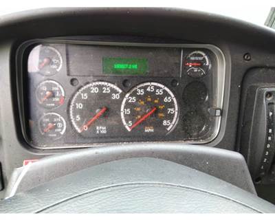 Freightliner M2 106 Instrument Panel Cluster