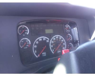 Freightliner M2 106 Instrument Panel Cluster