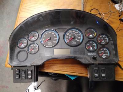 International 4400 Instrument Panel Cluster