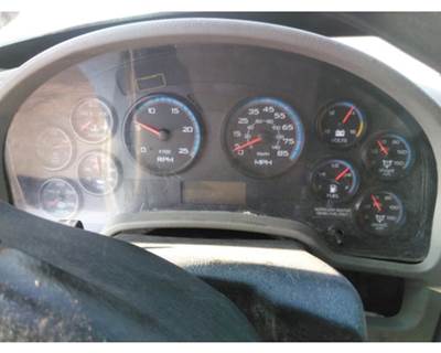 International 7600 Instrument Panel Cluster