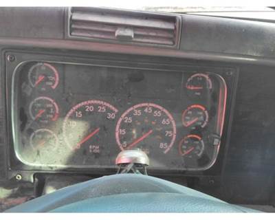 International 8600 Instrument Panel Cluster