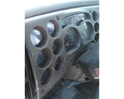 International 8600 Instrument Panel Cluster