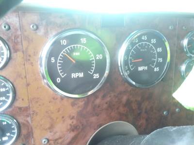 International 9400i Instrument Panel Cluster