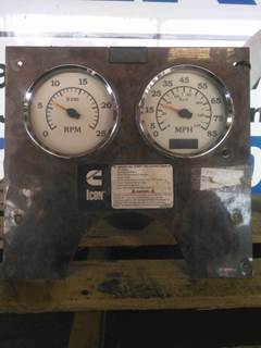 International 9400i Instrument Panel Cluster