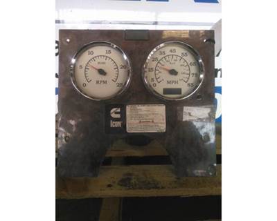 International 9400i Instrument Panel Cluster