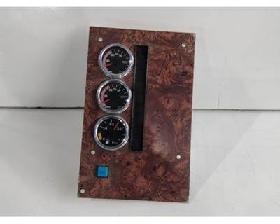 International 9400i Instrument Panel Cluster