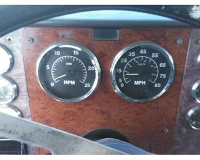 International 9400i Instrument Panel Cluster