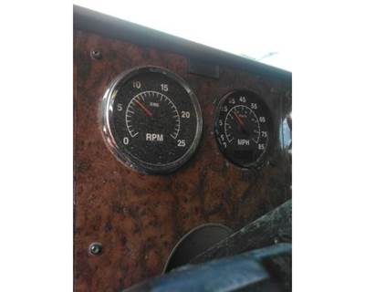 International 9400i Instrument Panel Cluster