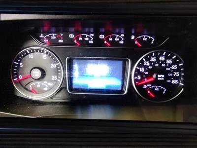 International LT Instrument Panel Cluster