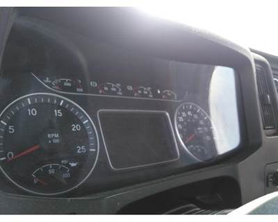 International LT Instrument Panel Cluster