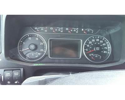 International LT Instrument Panel Cluster