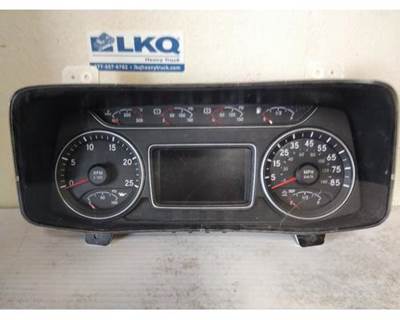 International LT Instrument Panel Cluster