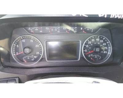International LT Instrument Panel Cluster