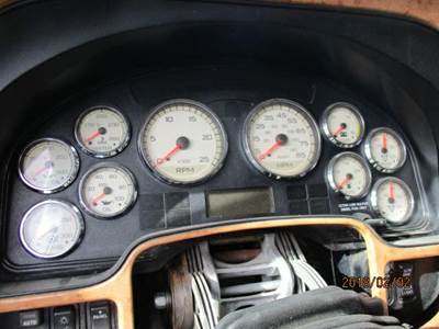 International ProStar Instrument Panel Cluster for a International PROSTAR 122