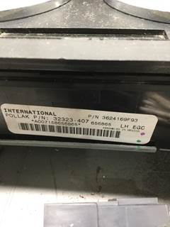 International ProStar Instrument Panel Cluster for a International PROSTAR 122