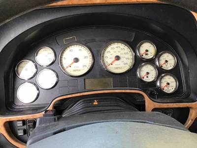 International ProStar Instrument Panel Cluster for a International PROSTAR 122