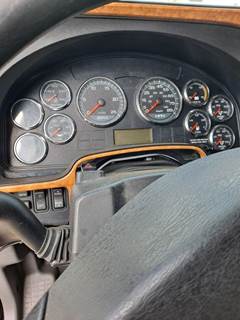 International ProStar Instrument Panel Cluster for a International PROSTAR 125