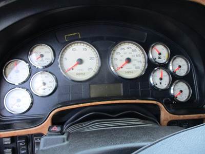 International ProStar Instrument Panel Cluster for a International PROSTAR 122