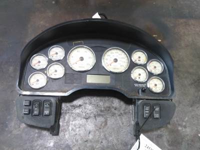 International ProStar Instrument Panel Cluster for a International PROSTAR 122