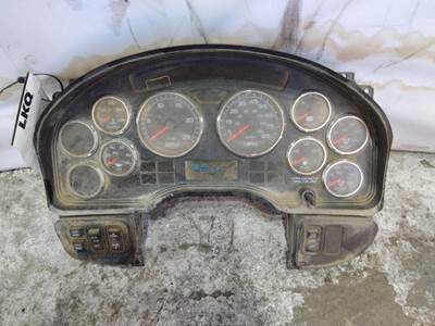 International ProStar Instrument Panel Cluster for a International PROSTAR 122
