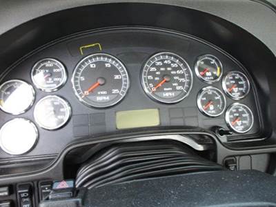 International ProStar Left Instrument Panel Cluster for a International PROSTAR 122