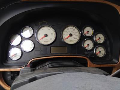 International ProStar Left Instrument Panel Cluster for a International PROSTAR 122