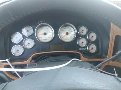 International ProStar Instrument Panel Cluster for a International PROSTAR 113