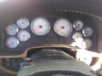 International ProStar Instrument Panel Cluster for a International PROSTAR 125