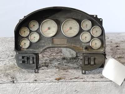 International ProStar Instrument Panel Cluster for a International PROSTAR 113