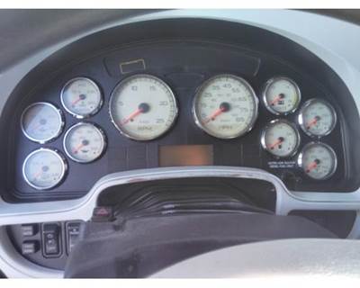 International ProStar Left Instrument Panel Cluster for a International PROSTAR 122