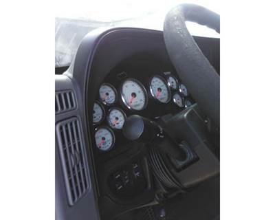 International ProStar Instrument Panel Cluster for a International PROSTAR 125