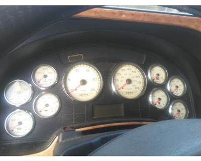 International ProStar Instrument Panel Cluster for a International PROSTAR 122