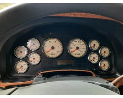 International ProStar Instrument Panel Cluster for a International PROSTAR 122