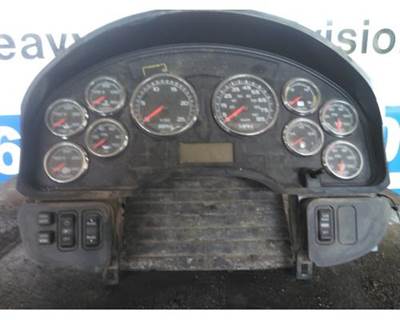 International ProStar Instrument Panel Cluster for a International PROSTAR 122
