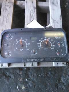 Kenworth T2000 Instrument Panel Cluster
