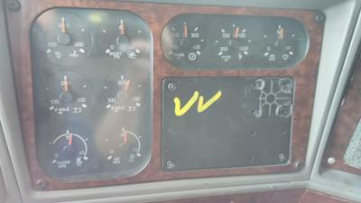 Kenworth T2000 Instrument Panel Cluster