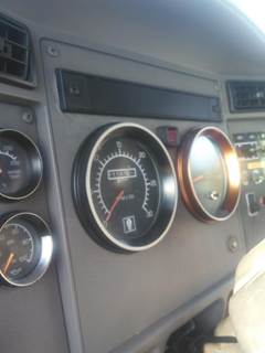 Kenworth T300 Instrument Panel Cluster