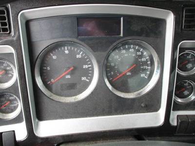 Kenworth T440 Instrument Panel Cluster
