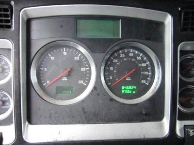 Kenworth T660 Instrument Panel Cluster