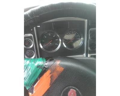 Kenworth T660 Instrument Panel Cluster