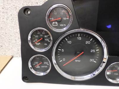 Kenworth T680 Instrument Panel Cluster