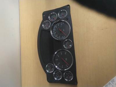 Kenworth T680 Instrument Panel Cluster
