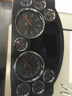 Kenworth T680 Instrument Panel Cluster