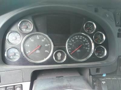 Kenworth T680 Instrument Panel Cluster