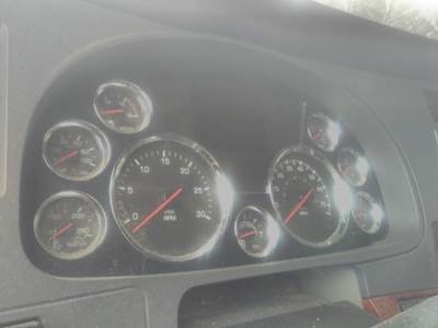 Kenworth T680 Instrument Panel Cluster