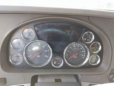 Kenworth T680 Left Instrument Panel Cluster