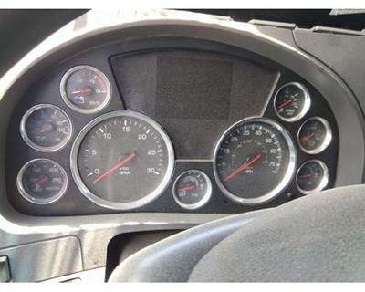 Kenworth T680 Instrument Panel Cluster
