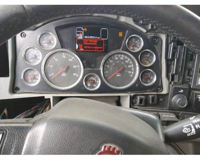 Kenworth T680 Instrument Panel Cluster